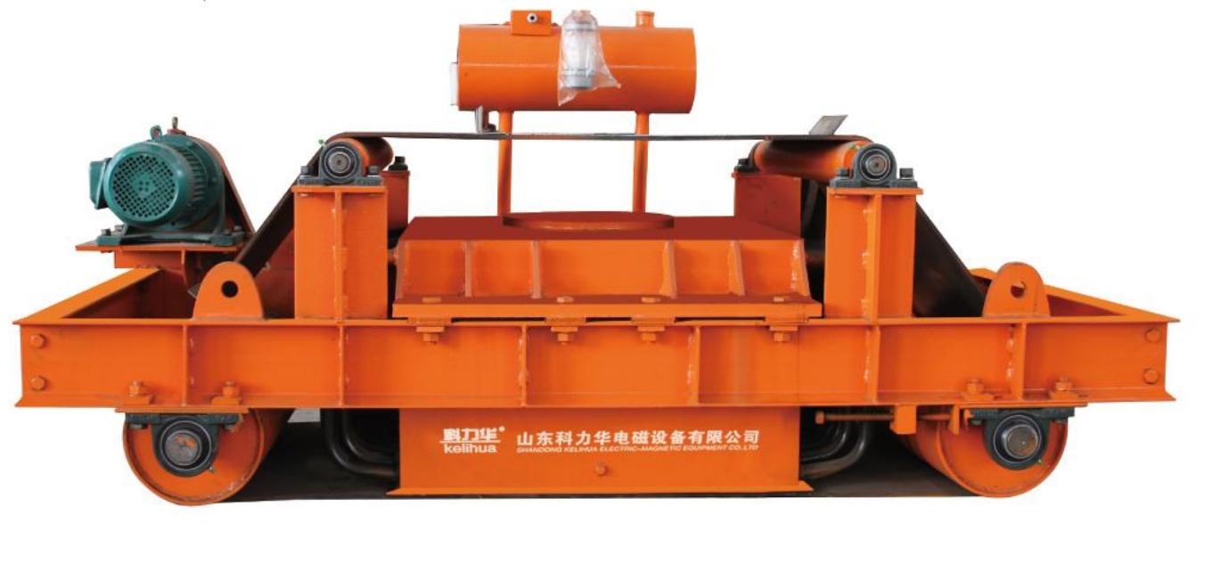 RCDF series oil-cooled self-discharging electromagnetic iron remover